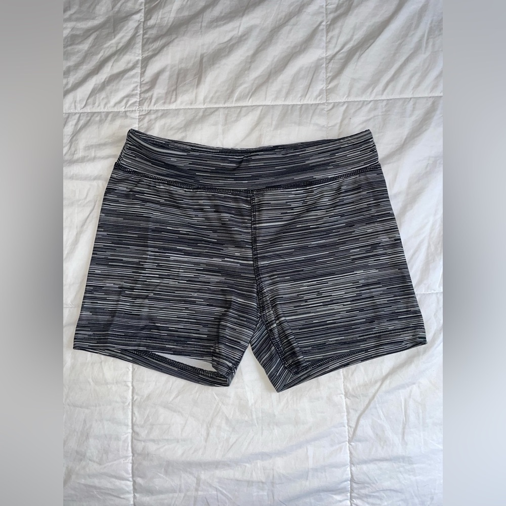 CHAMPION- Shorts- XL